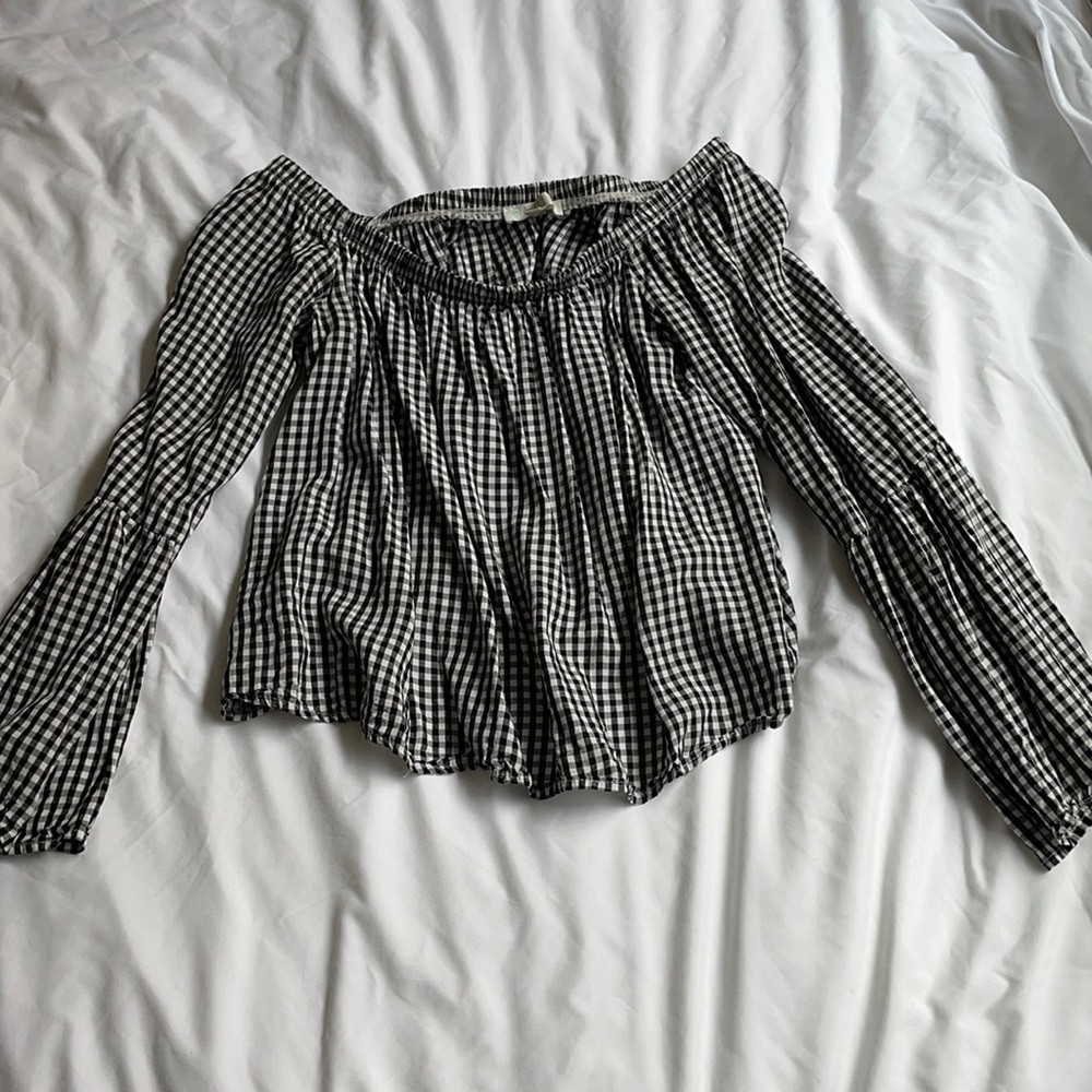 Checkered off the shoulder long sleeve top